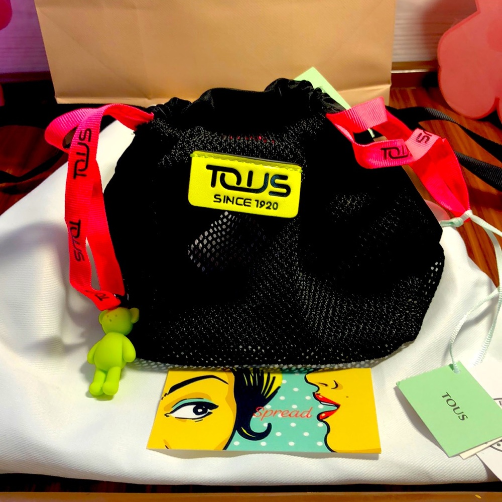 TOUS bouch